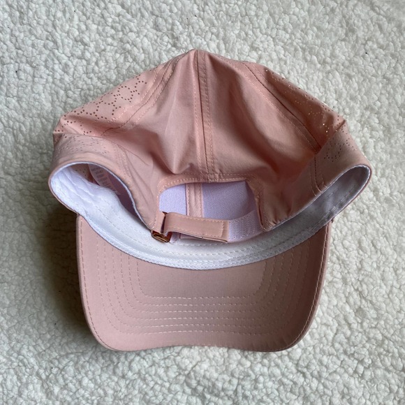 Gaiam Hat - Picture 3 of 8